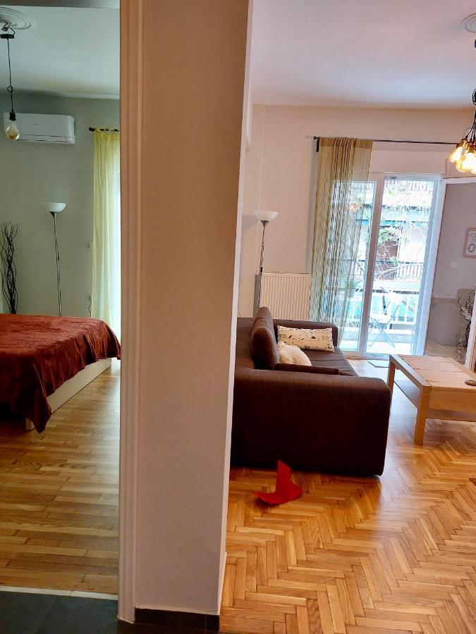Christina-Anna Athens City Center Walking Distance To Everywhere And Acropolis, In One Of The Most Favorable Locations By National Gardens And Zoo, Hellenic Parliament In Syntagma And Stylish Exquisite Kolonaki Cozy Renovated Apartment Exterior foto