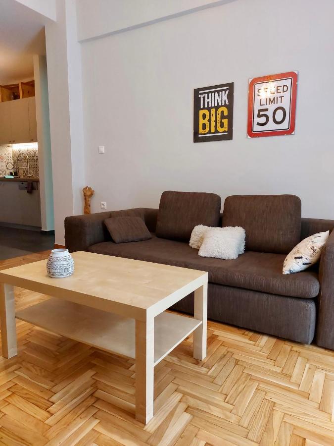 Christina-Anna Athens City Center Walking Distance To Everywhere And Acropolis, In One Of The Most Favorable Locations By National Gardens And Zoo, Hellenic Parliament In Syntagma And Stylish Exquisite Kolonaki Cozy Renovated Apartment Exterior foto