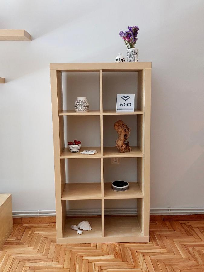 Christina-Anna Athens City Center Walking Distance To Everywhere And Acropolis, In One Of The Most Favorable Locations By National Gardens And Zoo, Hellenic Parliament In Syntagma And Stylish Exquisite Kolonaki Cozy Renovated Apartment Exterior foto