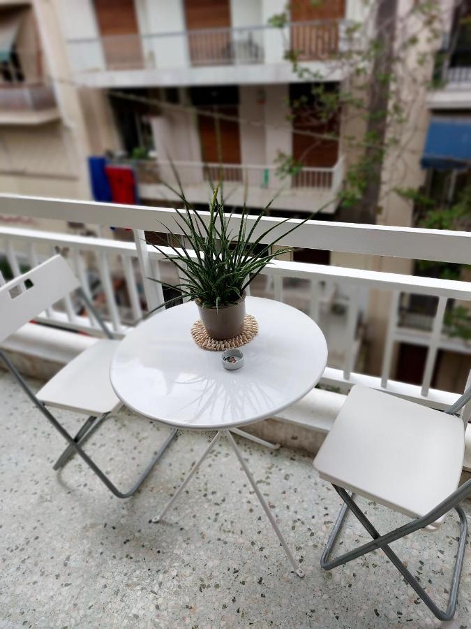 Christina-Anna Athens City Center Walking Distance To Everywhere And Acropolis, In One Of The Most Favorable Locations By National Gardens And Zoo, Hellenic Parliament In Syntagma And Stylish Exquisite Kolonaki Cozy Renovated Apartment Exterior foto